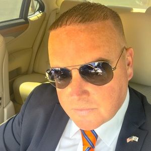 Meet your Posher, Mark